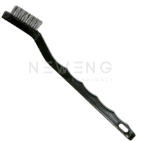 Fotografia escova para limpeza de instrumentais cirúrgicos em aço inox Stericontrol.