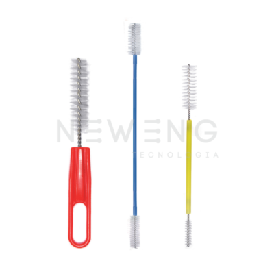 Fotografia escovas para limpeza de válvulas Stericontrol.