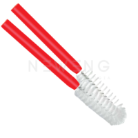 Fotografia escova para limpeza externa de canulados e endoscópios Stericontrol.